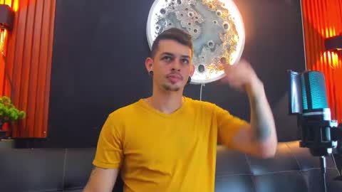 Damian Oliver online show from 03-10-25, 03:12