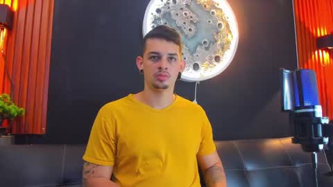 Damian Oliver online show from 03-10-25, 09:21