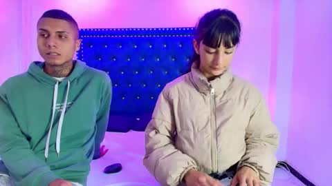 DAMIAN AND ROXANNE.  online show from 01-11-26, 12:32