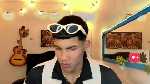 Damian online show from 02-08-25, 02:47