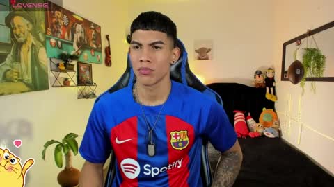 Damian online show from 03-30-26, 03:18