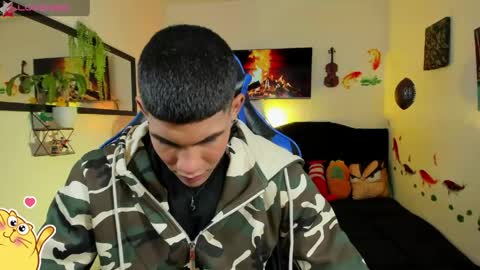 Snapshot of damian_latinxxx chatting on 05-18-26, 03:02 Damian online show from 05-18-26, 03:02