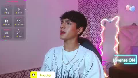 damian_tay1 online show from 07-05-26, 11:39