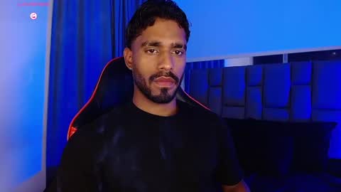 Snapshot of damiano_walker chatting on 10-13-25, 04:34 damiano_walker online show from 10-13-25, 04:34