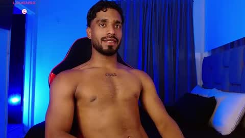 Snapshot of damiano_walker chatting on 11-28-25, 04:26 damiano_walker online show from 11-28-25, 04:26