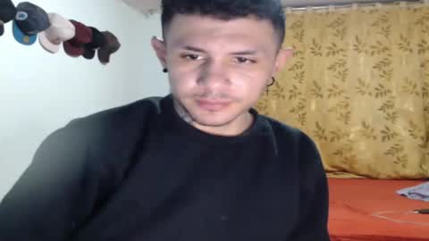 damiansexyboy69 online show from 11-11-25, 01:05