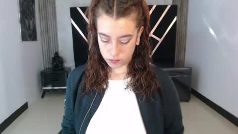 Snapshot of damiaoshun_ch chatting on 07-05-26, 01:18 Damia online show from 07-05-26, 01:18