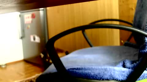 Dammerl online show from 04-03-26, 01:31