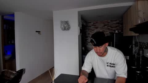 Snapshot of dammianmilleroficial chatting on 02-08-26, 04:10 INSTAGRAM DAMMIANMILLEROFICIAL online show from 02-08-26, 04:10