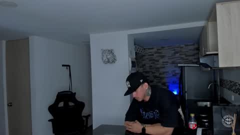 Snapshot of dammianmilleroficial chatting on 02-18-26, 11:22 INSTAGRAM DAMMIANMILLEROFICIAL online show from 02-18-26, 11:22