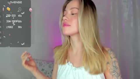  Tiana  online show from 02-19-25, 09:25