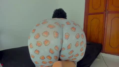 Kary-- independent model Schedule 0530am-1000am colombian time online show from 10-16-25, 10:00