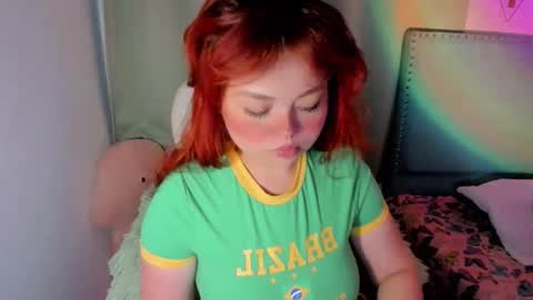 Snapshot of damn_that_booty chatting on 10-11-25, 10:03 Criss online show from 10-11-25, 10:03