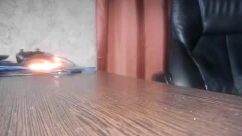 Damon online show from 07-08-26, 10:36