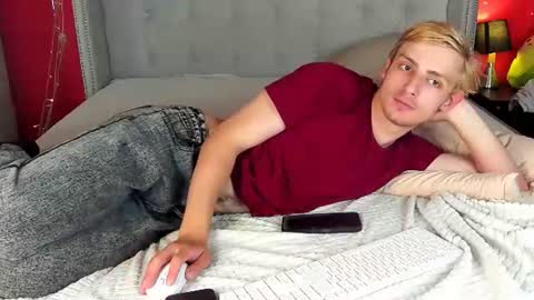Snapshot of damonlux chatting on 07-14-26, 12:55 Damon online show from 07-14-26, 12:55
