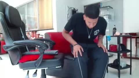 damyan_2003 online show from 11-20-25, 02:39