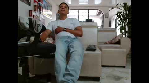 damyan_2003 online show from 02-24-26, 07:01