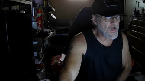 dan137111 online show from 08-01-26, 05:01