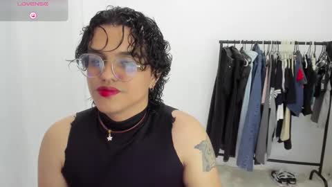 Snapshot of dan_blous chatting on 02-23-26, 10:40 Diane Blosson online show from 02-23-26, 10:40