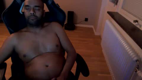 dan_the_man43 online show from 05-07-26, 10:37