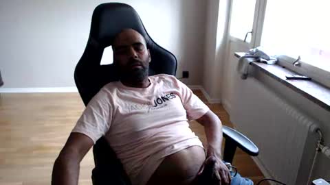 Snapshot of dan_the_man43 chatting on 06-29-26, 03:23 dan_the_man43 online show from 06-29-26, 03:23