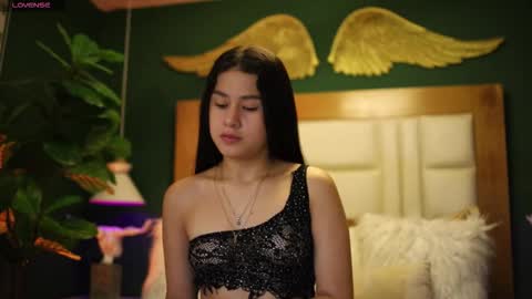 Snapshot of danaa_rouse chatting on 10-10-25, 08:19 danaa_rouse online show from 10-10-25, 08:19