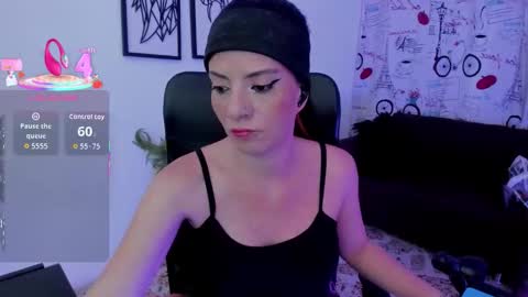 Danaa Rey online show from 11-13-25, 03:55