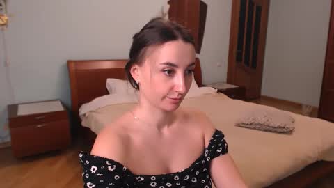 Snapshot of danadjuani chatting on 11-01-25, 05:48 Danna Lovense is activeThere are legends that in this room all your wishes can come true Private is Open online show from 11-01-25, 05:48