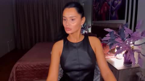 Snapshot of danamiers chatting on 11-28-25, 05:10 DanaMiers online show from 11-28-25, 05:10