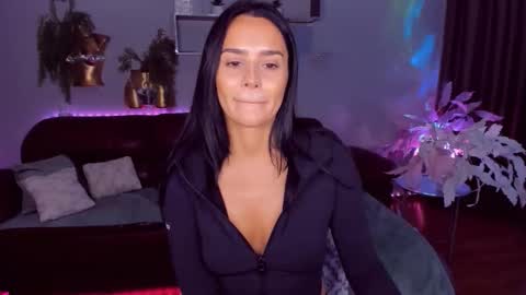 DanaMiers online show from 04-15-26, 05:14