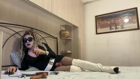 danastone_livingdoll online show from 02-01-25, 04:11