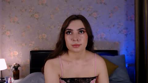 Snapshot of danavelvet chatting on 03-01-26, 01:07 D A N A online show from 03-01-26, 01:07