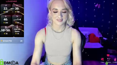 Snapshot of dances_queen chatting on 06-20-26, 07:22 dances_queen online show from 06-20-26, 07:22