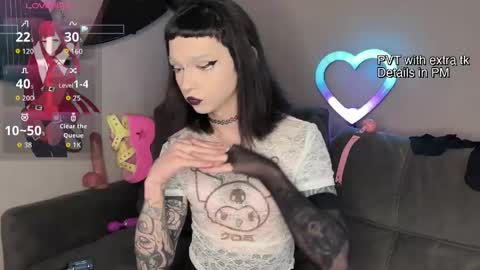 dandelion_sea online show from 05-17-26, 03:52