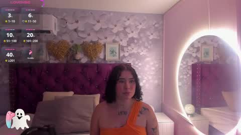 Snapshot of danee_19 chatting on 02-11-25, 10:37 Daniela online show from 02-11-25, 10:37