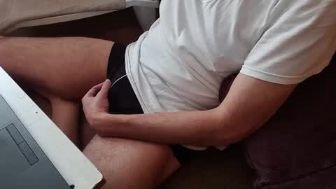 Snapshot of dani5o5 chatting on 01-08-25, 08:06 Danial online show from 01-08-25, 08:06