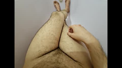 Snapshot of dani5o5 chatting on 10-12-25, 08:24 Danial online show from 10-12-25, 08:24