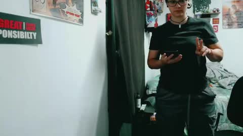 dani y jocelyn online show from 04-17-26, 01:30