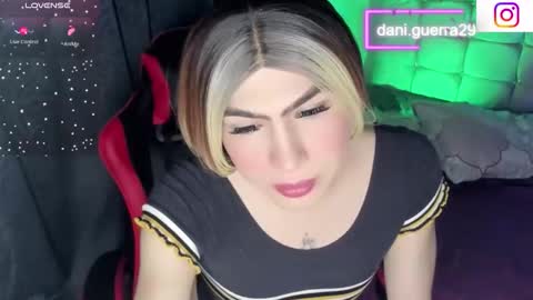 Snapshot of dani_lovet1 chatting on 04-29-26, 10:30 dani online show from 04-29-26, 10:30