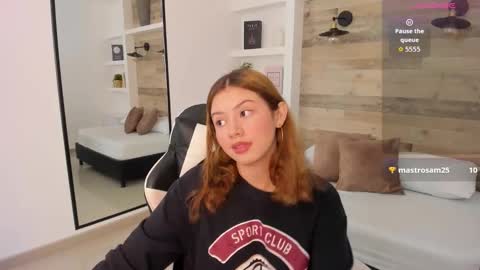 Snapshot of daniand_ chatting on 12-05-25, 01:58 D A N I A online show from 12-05-25, 01:58