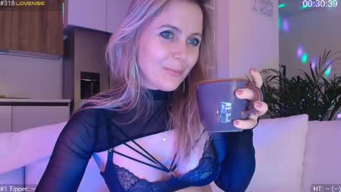 daniangel_web online show from 05-22-26, 06:13