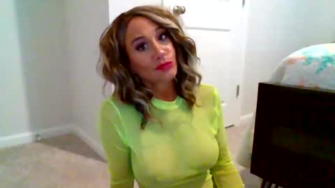 Snapshot of danibrass1 chatting on 07-16-26, 03:51 DaniBrass1 online show from 07-16-26, 03:51