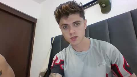 Snapshot of daniel_collins07 chatting on 05-10-26, 01:44 daniel_collins07 online show from 05-10-26, 01:44