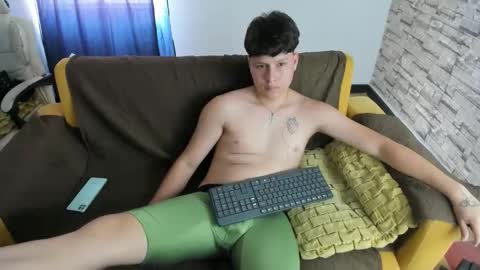 daniel_leon_c online show from 05-11-26, 06:49