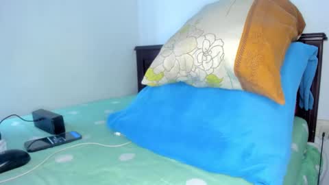 Dani online show from 11-25-25, 05:02