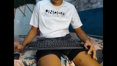 daniel_velez26 online show from 11-04-25, 04:06