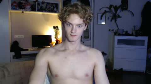 Snapshot of daniel_yumm chatting on 05-19-26, 03:13 Daniel online show from 05-19-26, 03:13