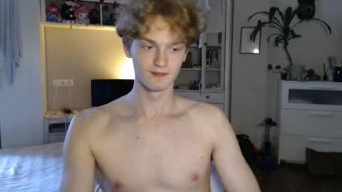 Snapshot of daniel_yumm chatting on 05-24-26, 03:00 Daniel online show from 05-24-26, 03:00