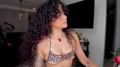 daniela_arenas online show from 11-21-25, 01:37