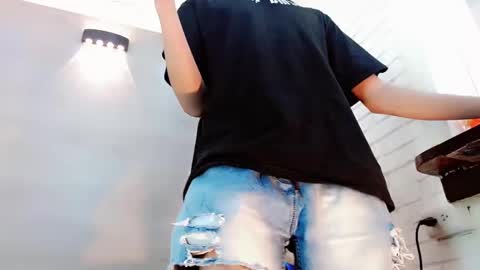 daniela_pink_ online show from 10-06-25, 08:39